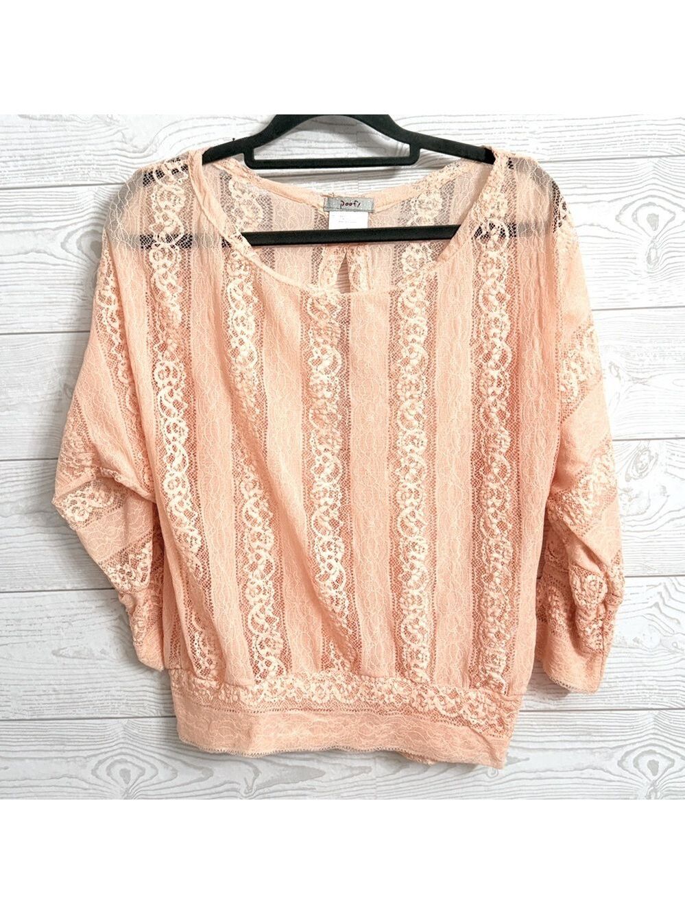 Poof Women’s Peach Lace Crop Top Blouse. Size L